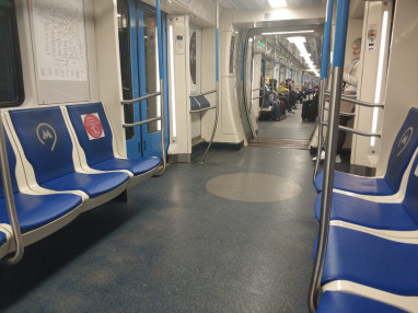 chto-zabyvali-passazhiry-v-metro