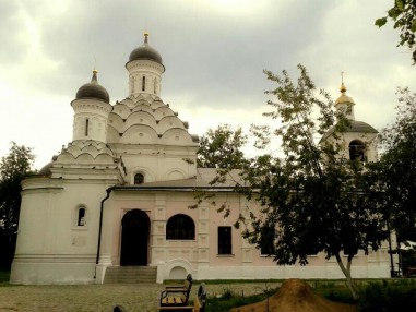Храм Живоначальной Троицы в Хорошеве Храм Живоначальной Троицы в Хорошеве