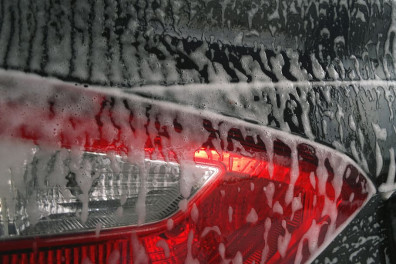 kak-pravilno-myt-avto-na-moyke-samoobsluzhivaniya