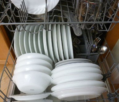 kakie-byvayut-polomki-posudomoechnyh-mashin