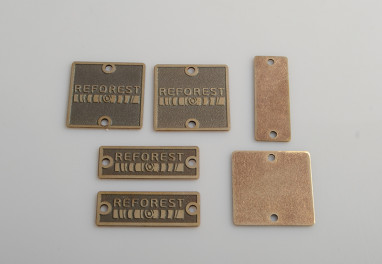 metallicheskie-reklamnye-izdeliya