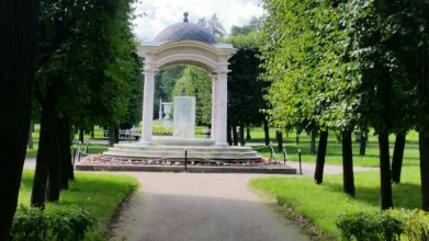 Розовый фонтан Розовый фонтан