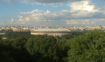 Смотровая площадка на Воробьевых горах Смотровая площадка на Воробьевых горах