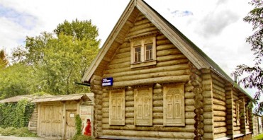 Соколиный двор Соколиный двор