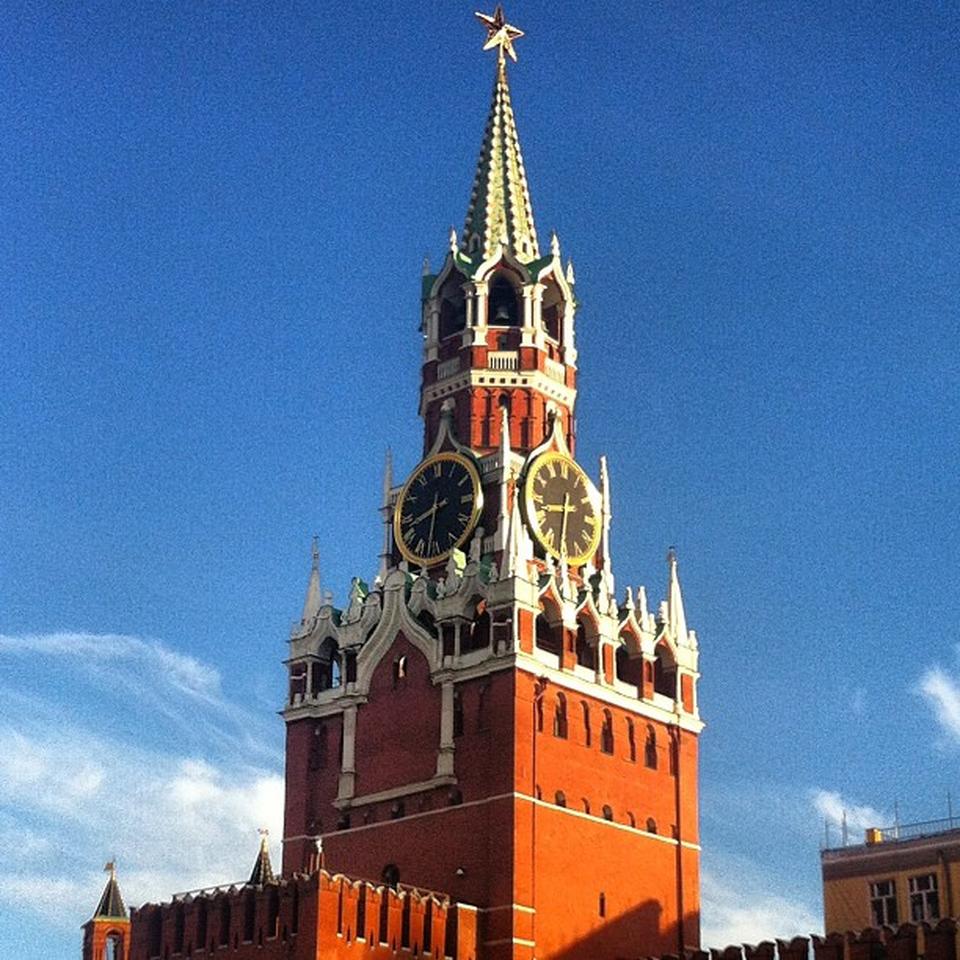 Москва вертикальное