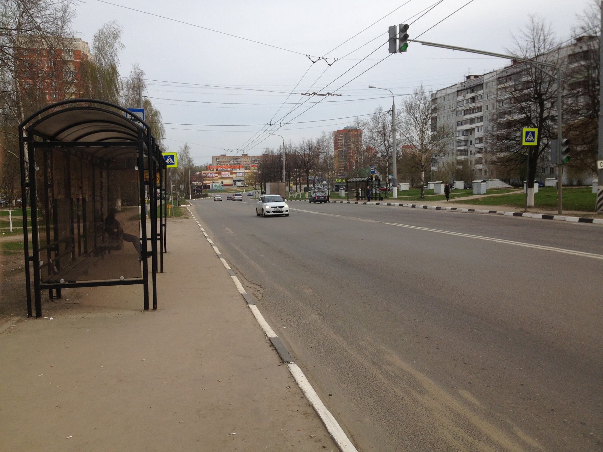 сбили пешехода кемерово на кузнецком. Vegtam. остановись 18. опять электросамокатчика сбил. остановка.
