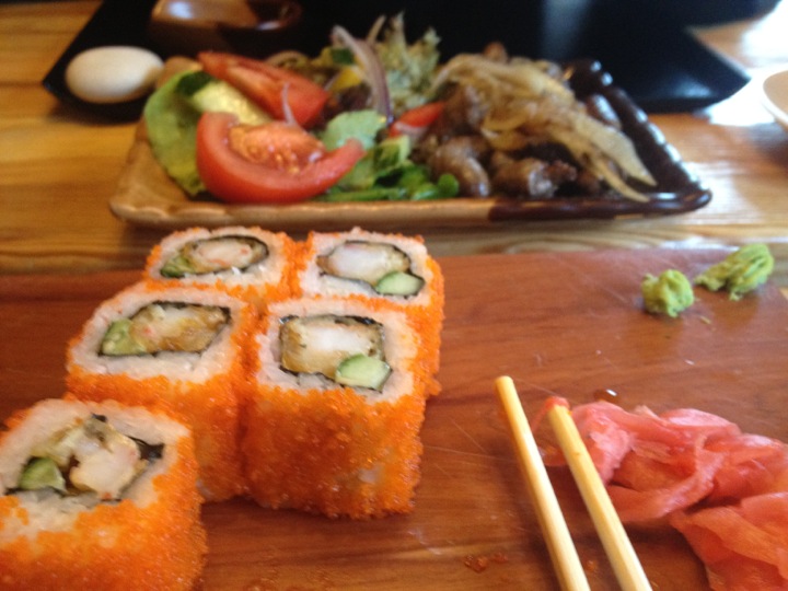 маленьких тануки. кани хотто тануки. маленьких тануки. тануки калифорния хот. калифорния роллы тануки.